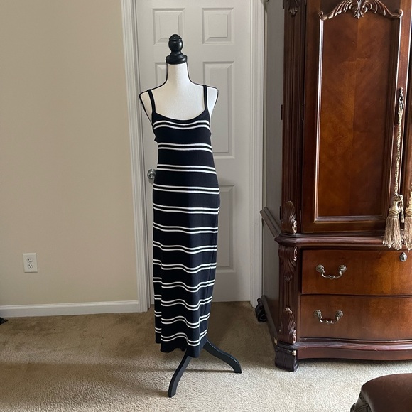 Eloquii Maxi Dress - Picture 2 of 10